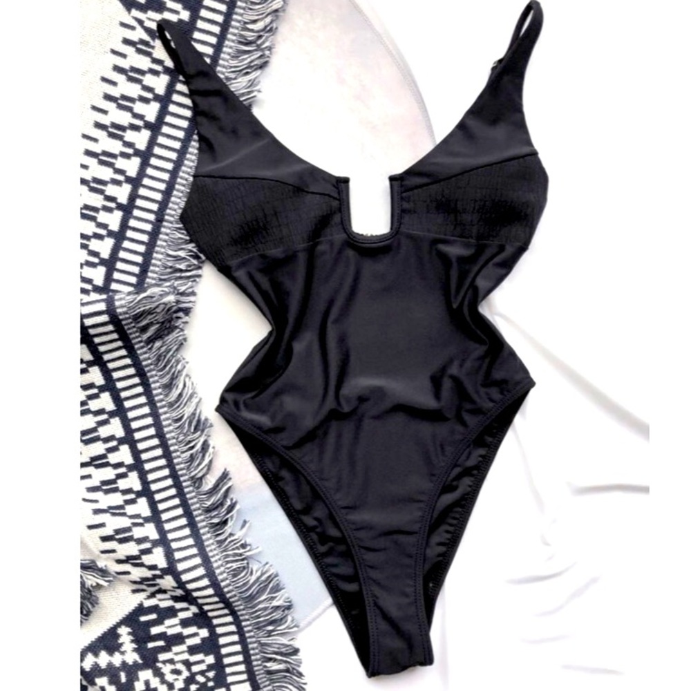 High leg one piece swimsuit
